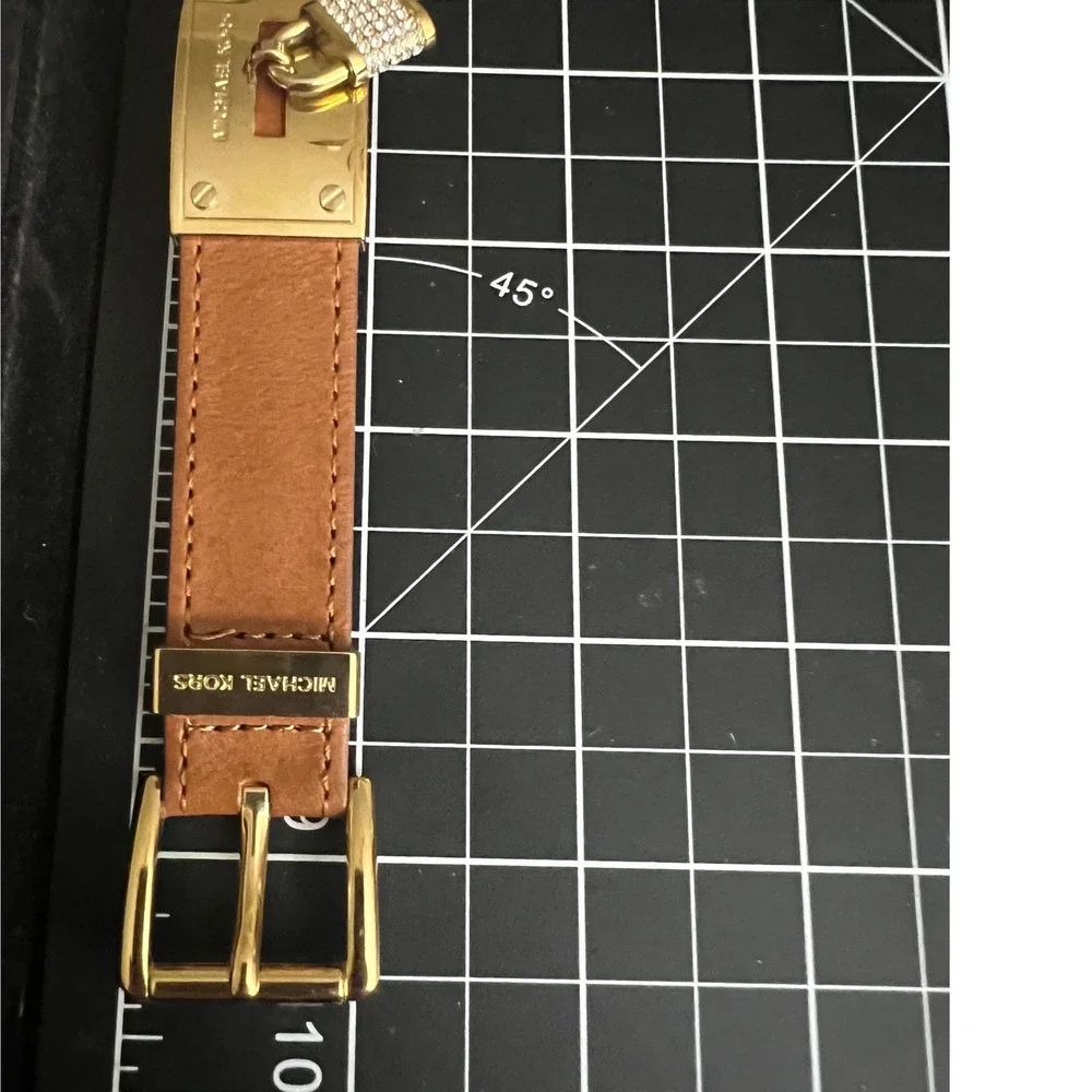 Michael Kors Brown Leather Gold Padlock Crystal Cuff Bracelet Size Medium Preppy